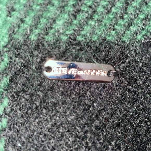 Steve Madden scarf - Picture 2 of 2